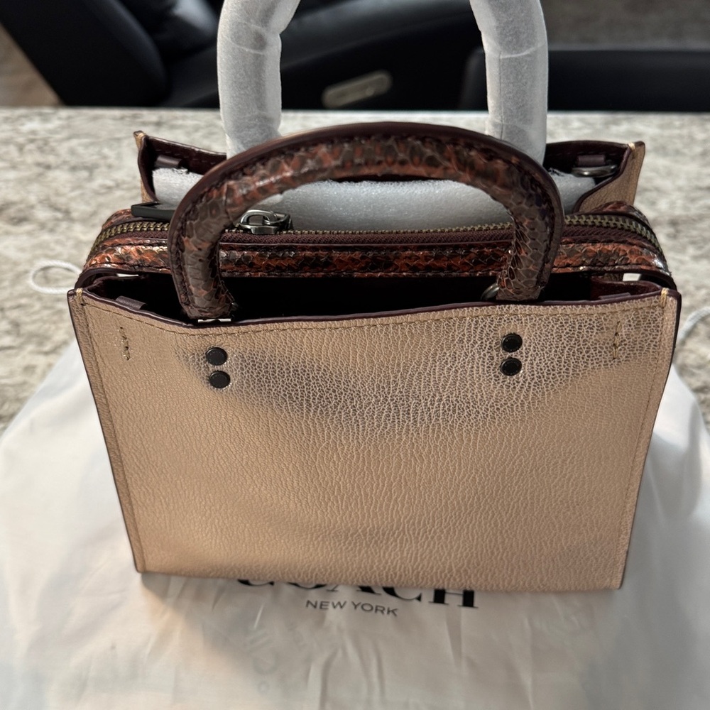 New Coach Rouge 25 exactly as pictured Metallic Beautiful - Picture 4 of 17